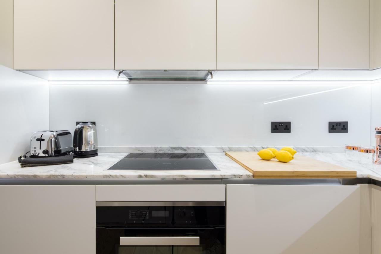 VI Castle Lane Apartment London Exterior photo