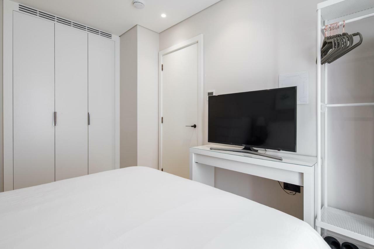 VI Castle Lane Apartment London Exterior photo